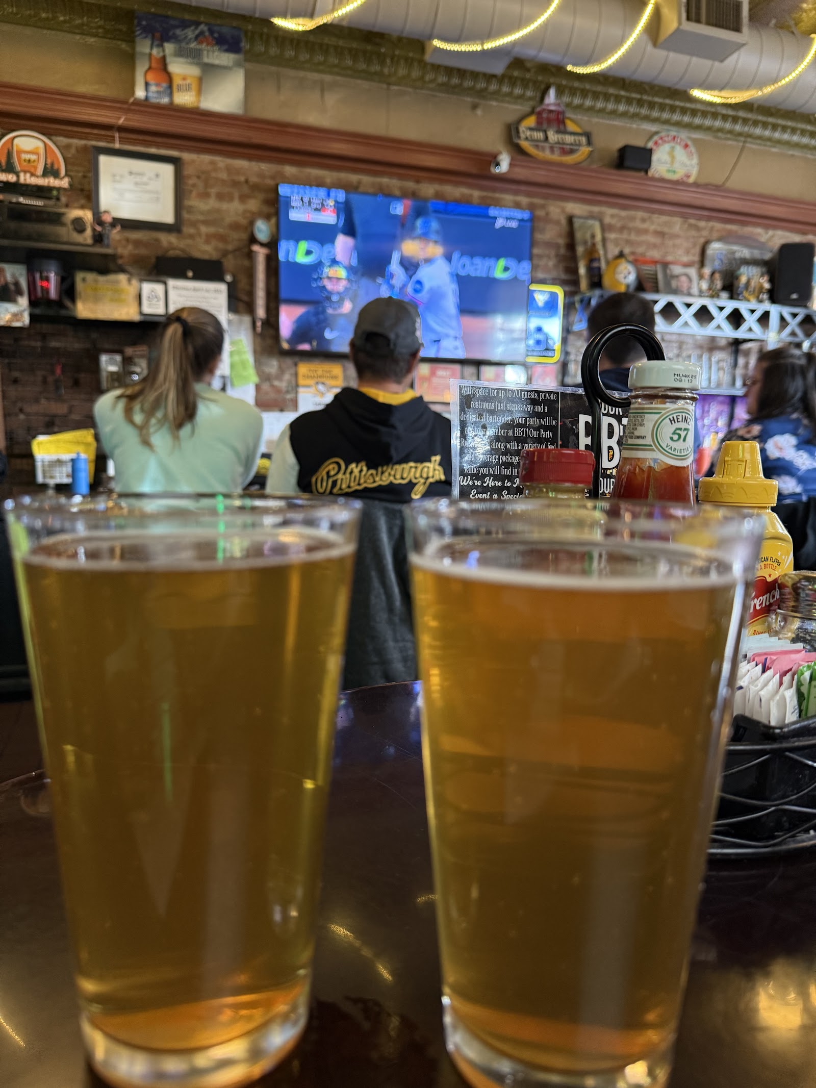 BBT wings and beer